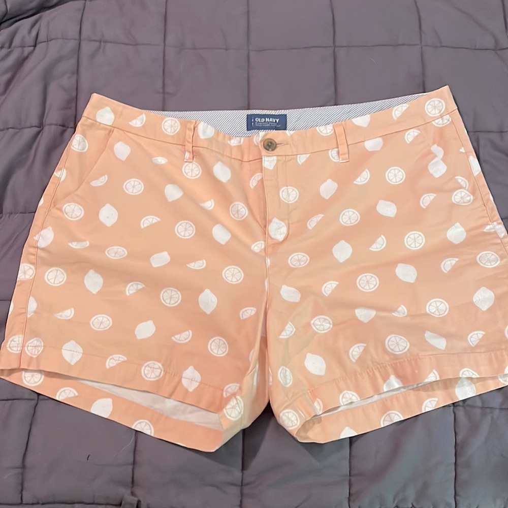 Old Navy Everyday Short